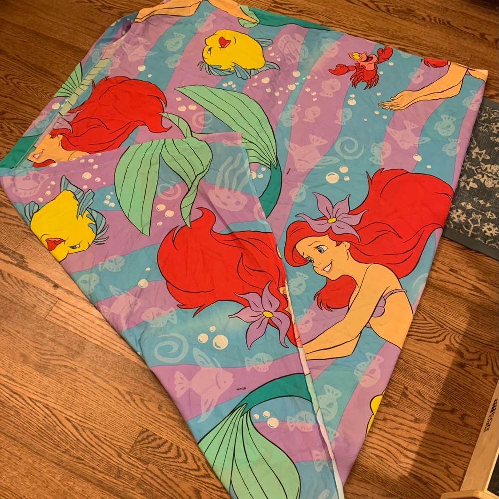 Vintage The Little Mermaid- top sheet